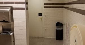 Remodelin-Bathrooms-Barnes-and-Noble-in-Brandon_132708